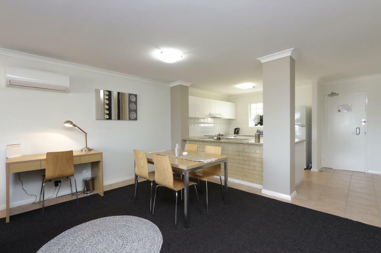 Hillarys Marina Apartment Perth Exterior photo
